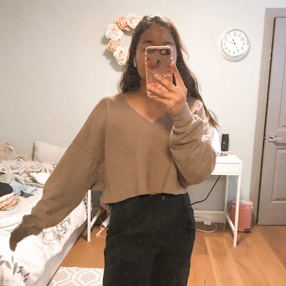 batwing cropped sweatshirt